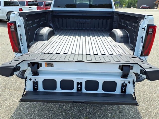 New 2026 GMC Sierra 3500 Denali w/ Technology Package image 21