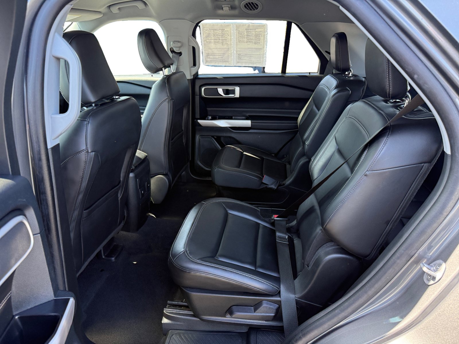 Certified 2023 Ford Explorer XLT w/ Equipment Group 202A RWD image 16