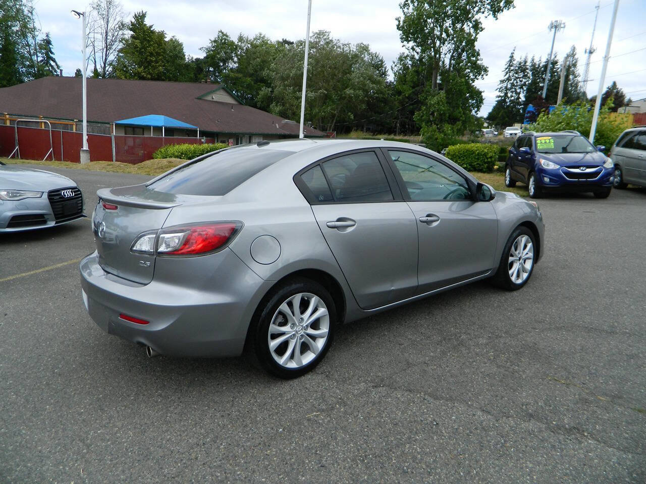 Used 2010 MAZDA MAZDA3 s Sport FWD image 8