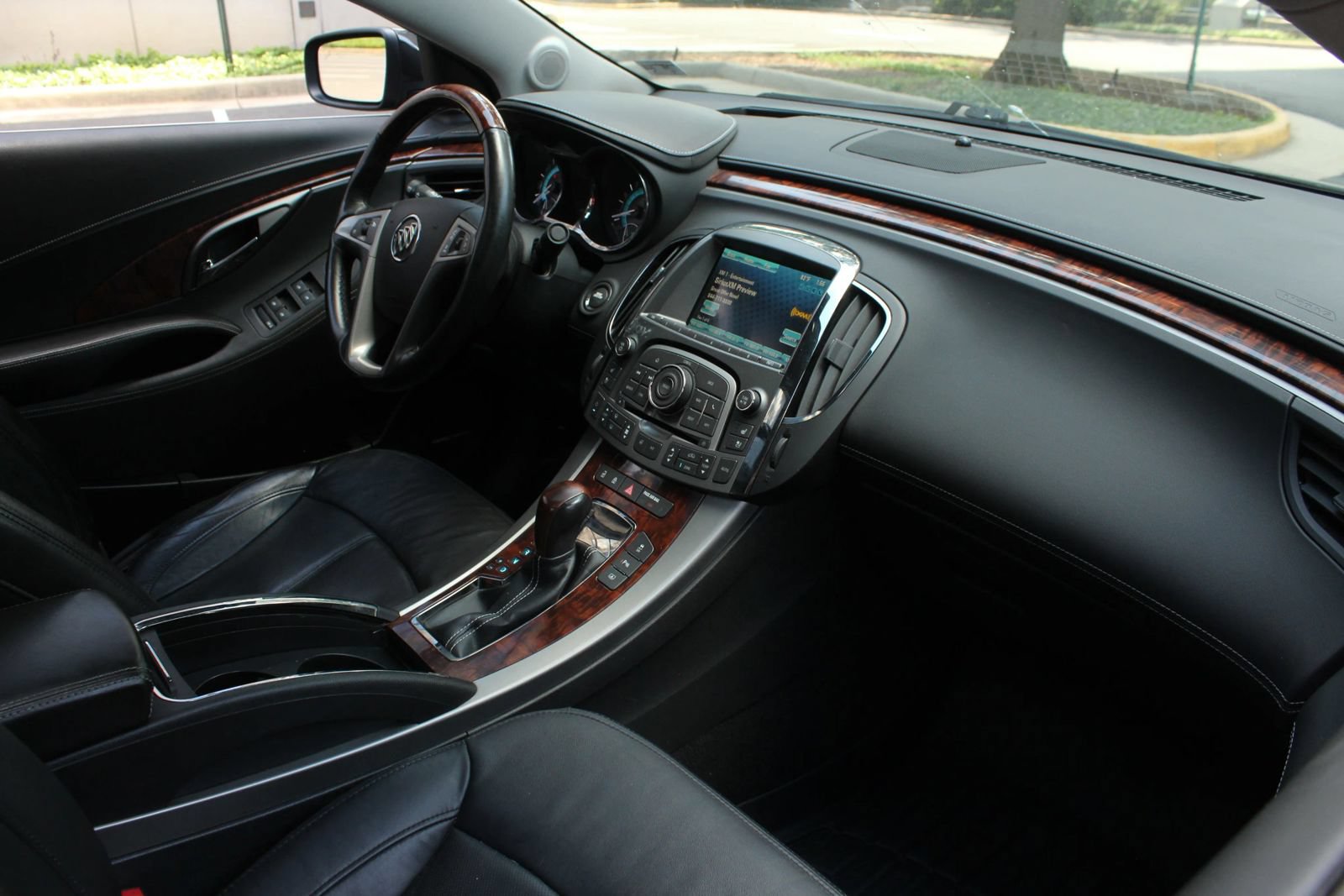 Used 2013 Buick LaCrosse Touring FWD image 26
