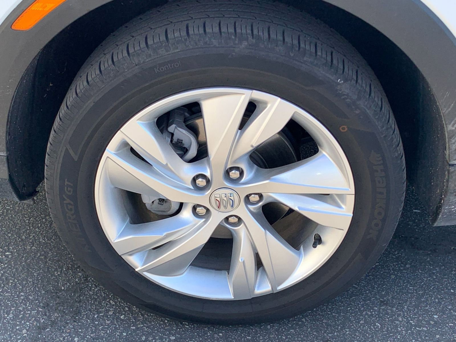 Used 2025 Buick Encore GX Preferred image 29