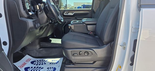 Used 2024 Chevrolet Silverado 3500 LT w/ Convenience Package image 9