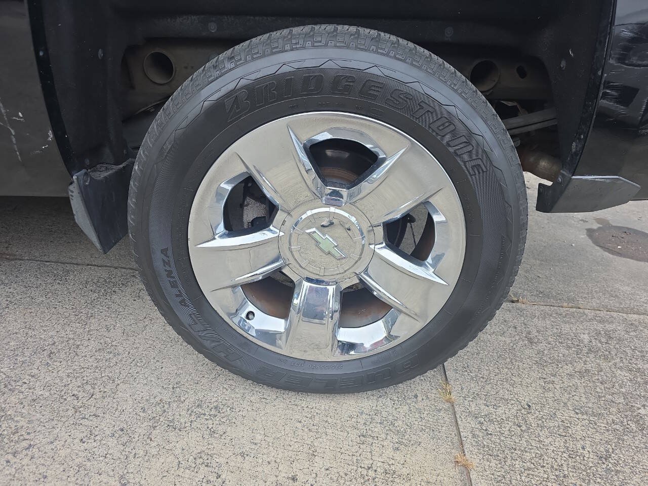 Used 2014 Chevrolet Silverado 1500 LTZ Z71 AWD/4WD image 11