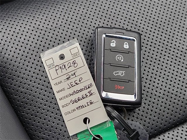 Certified 2024 Jeep Wagoneer Series II image 34