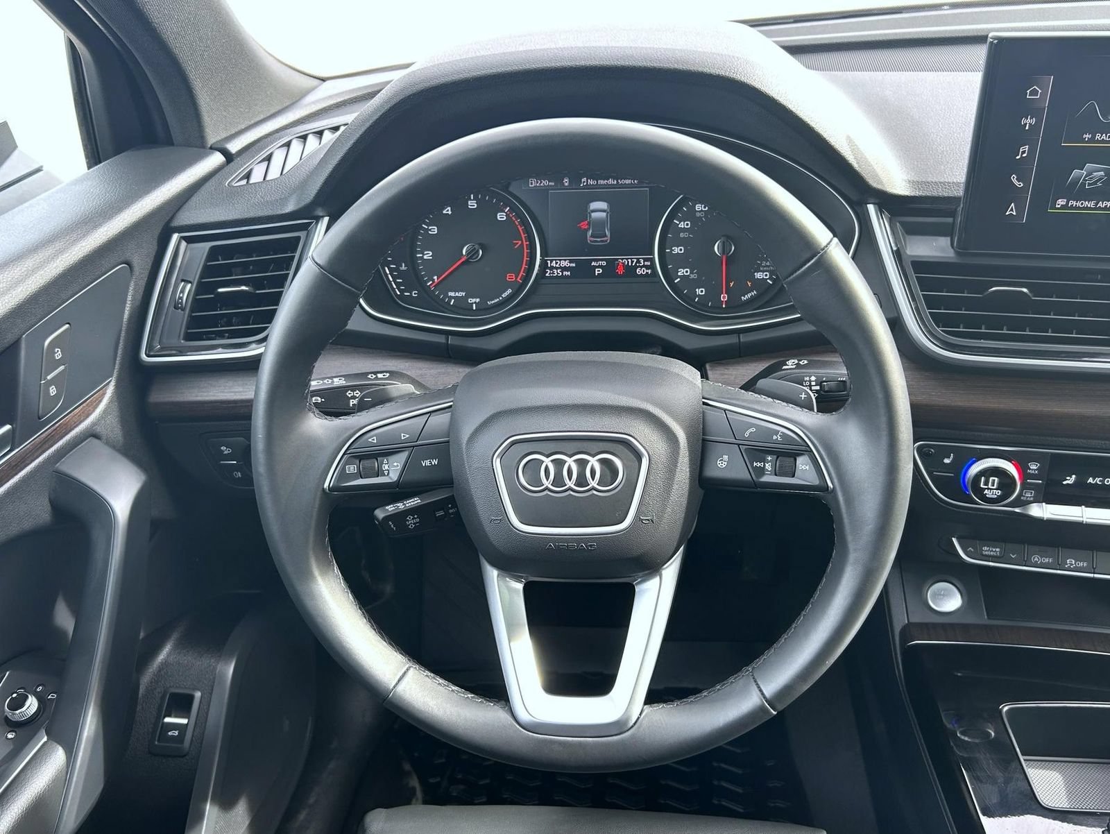 Used 2025 Audi Q5 2.0T Premium AWD/4WD image 11