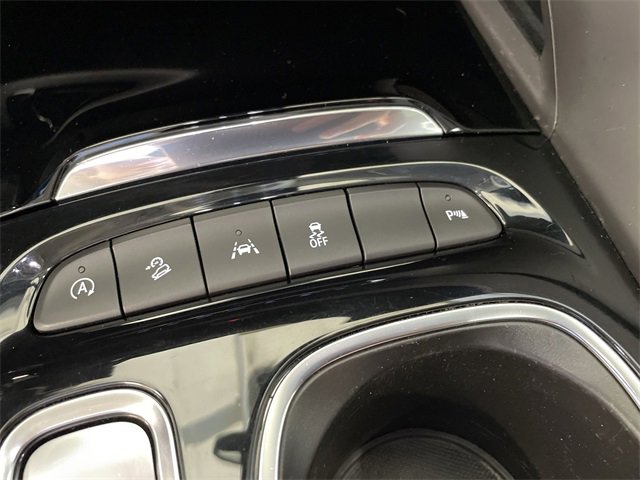 Certified 2023 Buick Envision Preferred w/ Sport Touring Package image 30