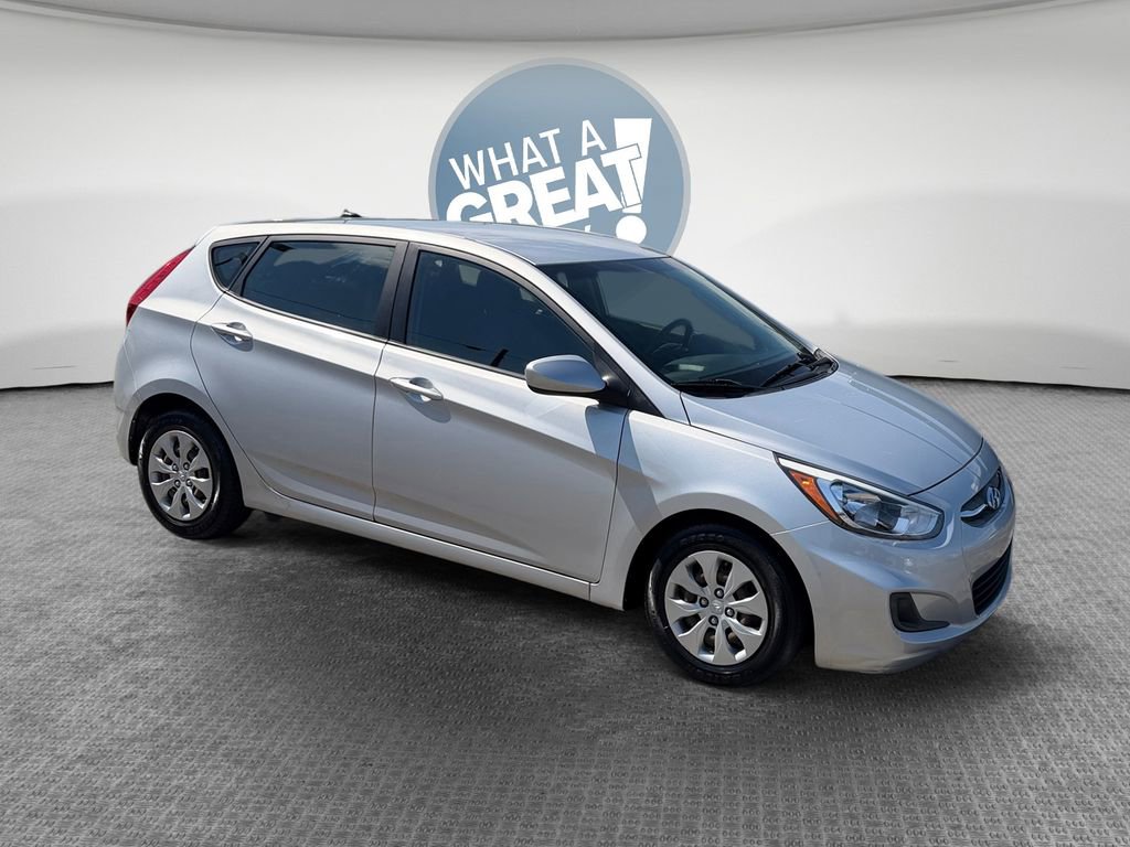 Used 2017 Hyundai Accent SE FWD image 1