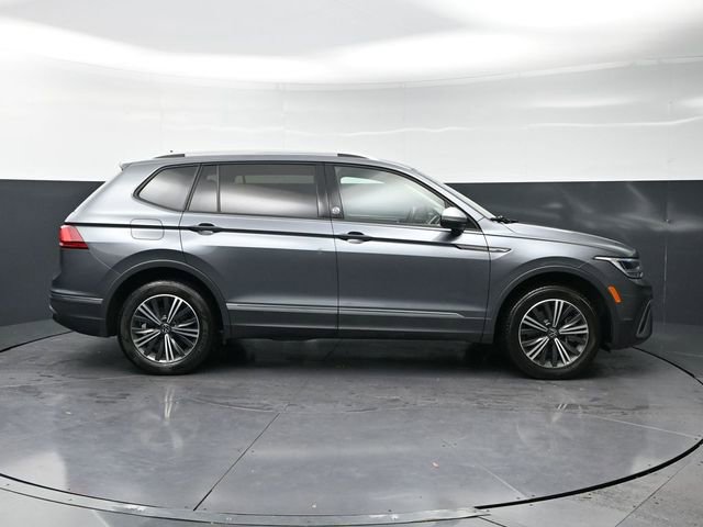 Used 2024 Volkswagen Tiguan Wolfsburg Edition image 4