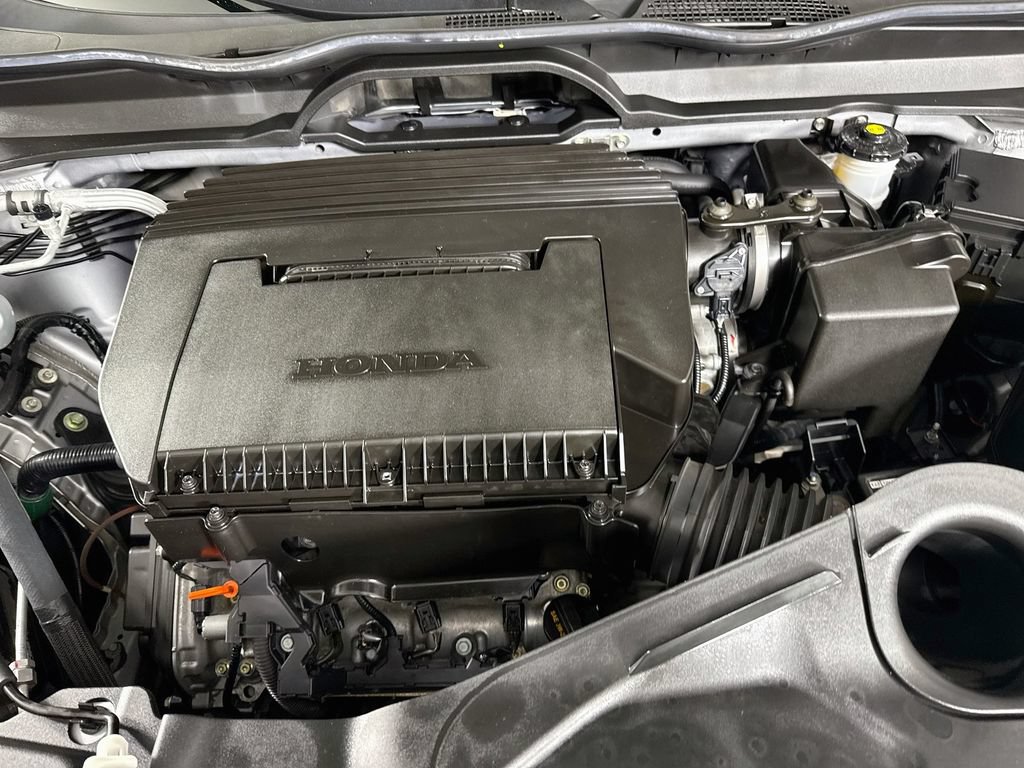 Used 2023 Honda Pilot Sport image 31