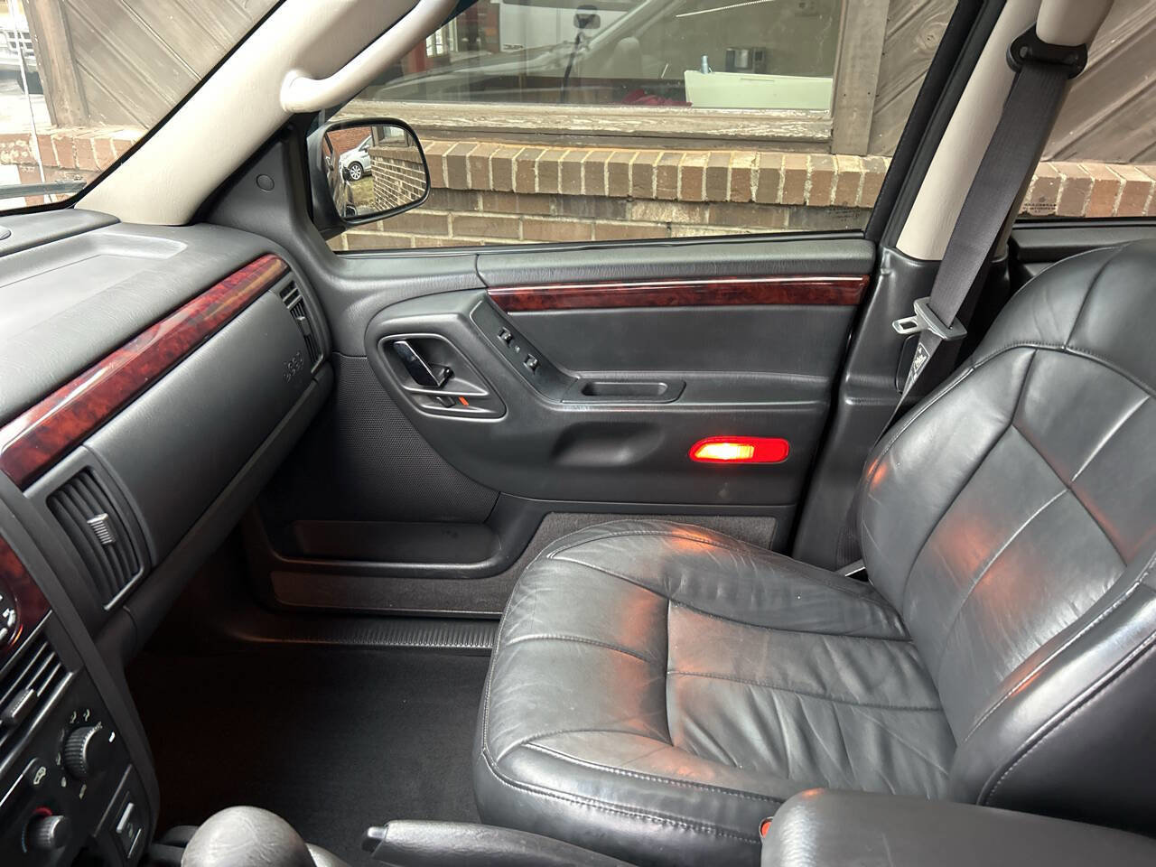 Used 2002 Jeep Grand Cherokee Limited image 11