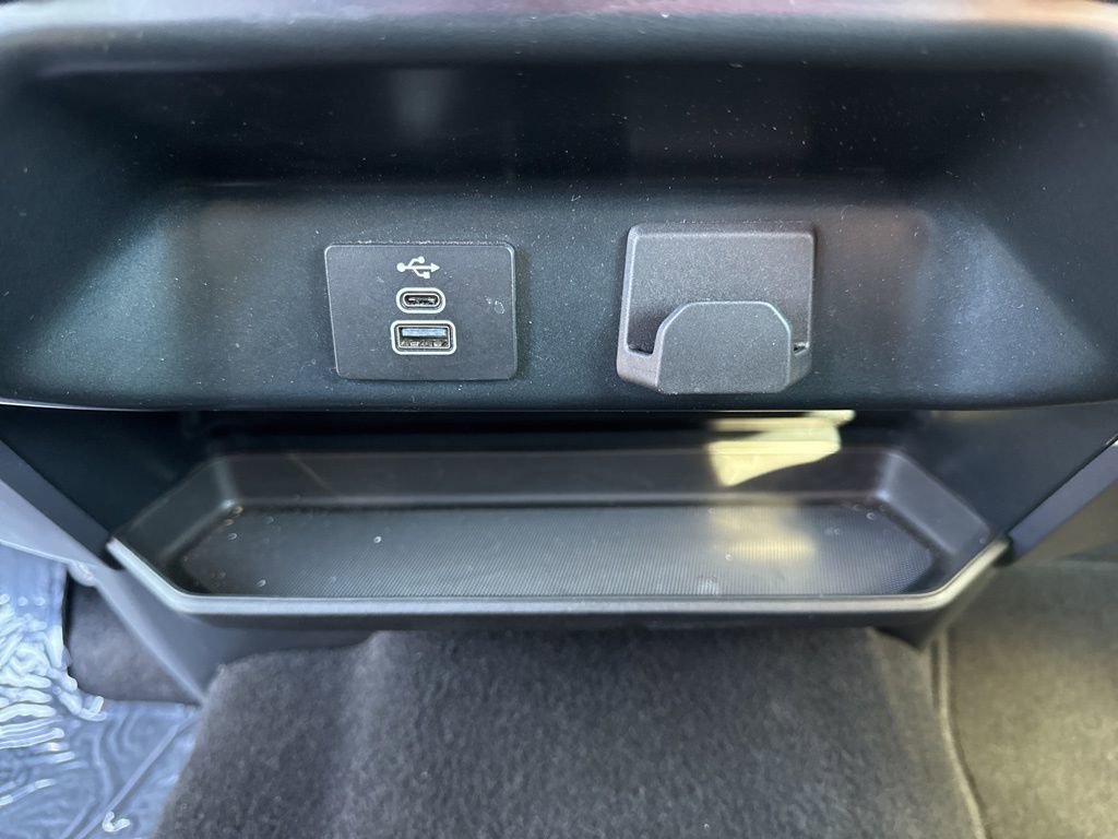 Used 2025 Ford F150 XLT w/ Equipment Group 301A Standard RWD image 15