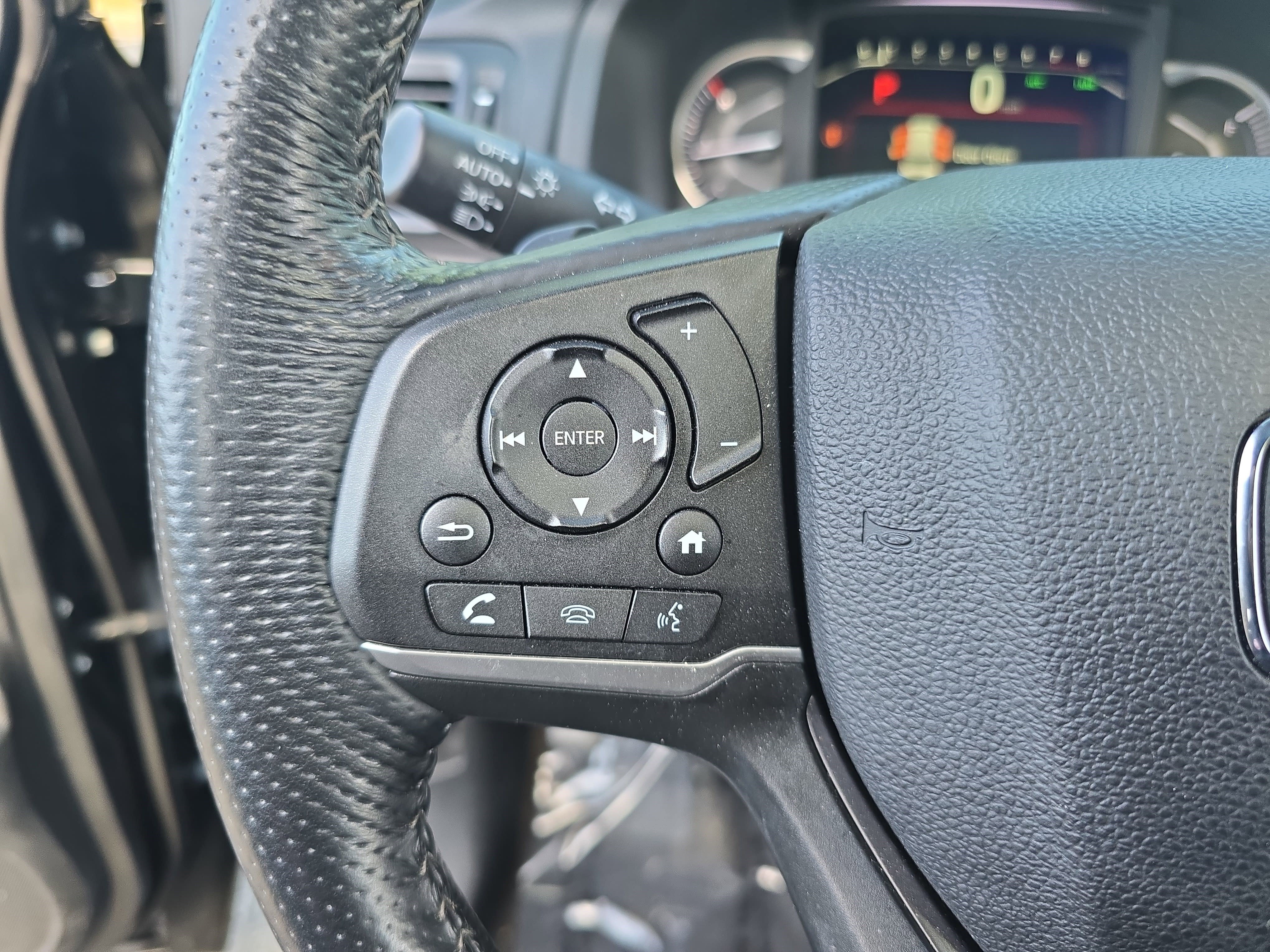 Used 2024 Honda Passport EX-L image 18