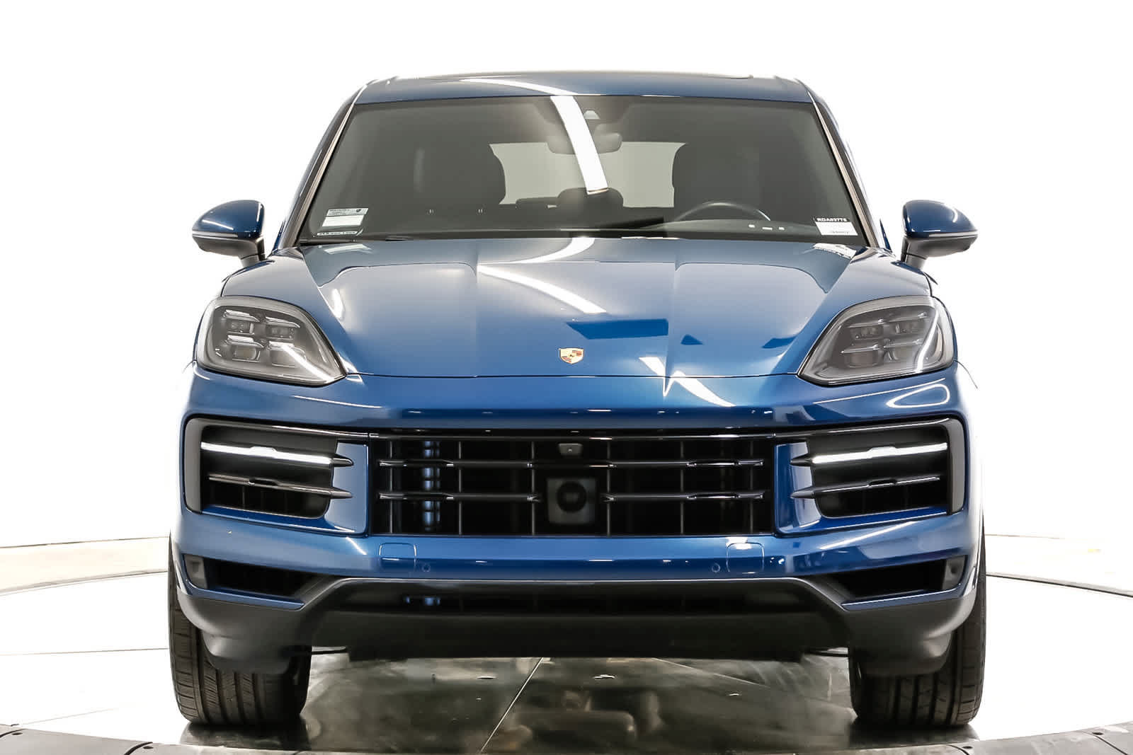 Certified 2024 Porsche Cayenne AWD/4WD image 6