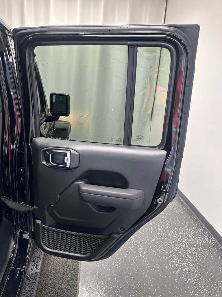 New 2025 Jeep Gladiator Sport AWD/4WD image 20