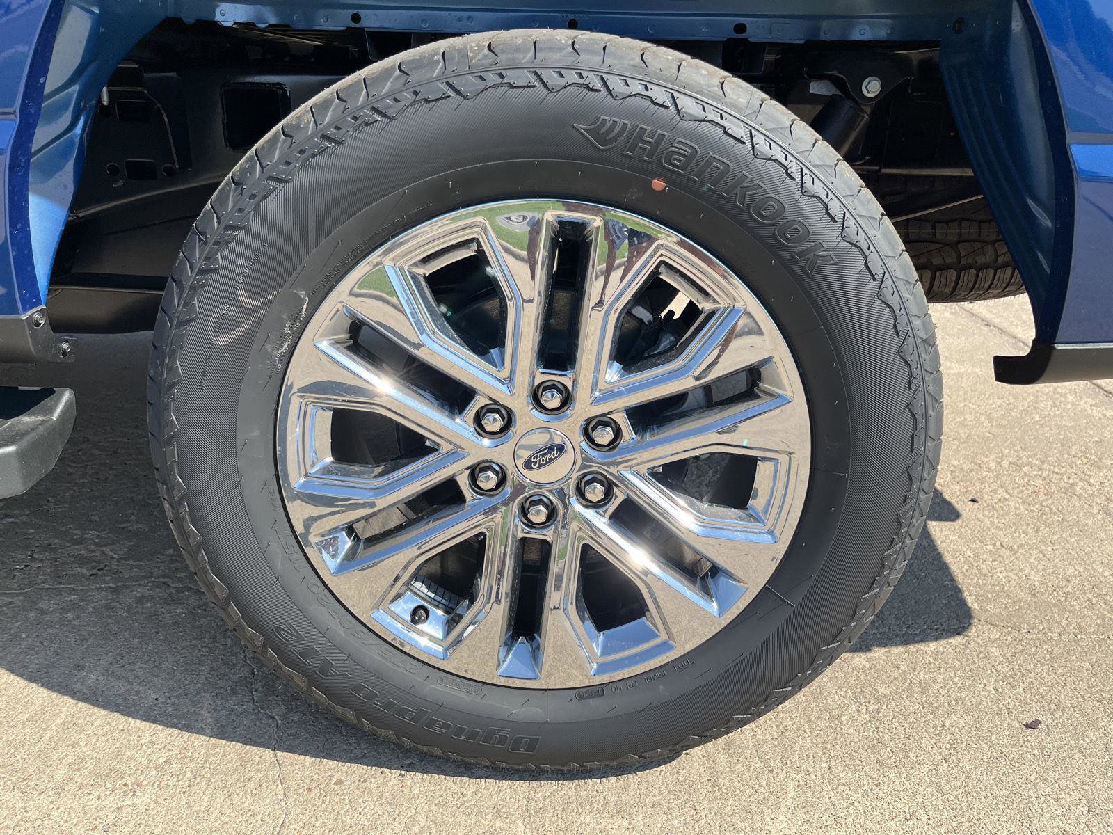 New 2025 Ford F150 Lariat image 9