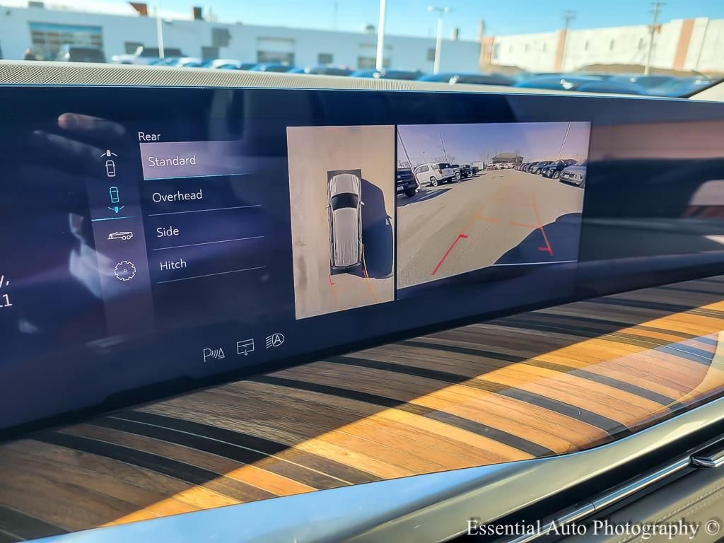 Used 2025 Cadillac Escalade Sport Platinum image 17