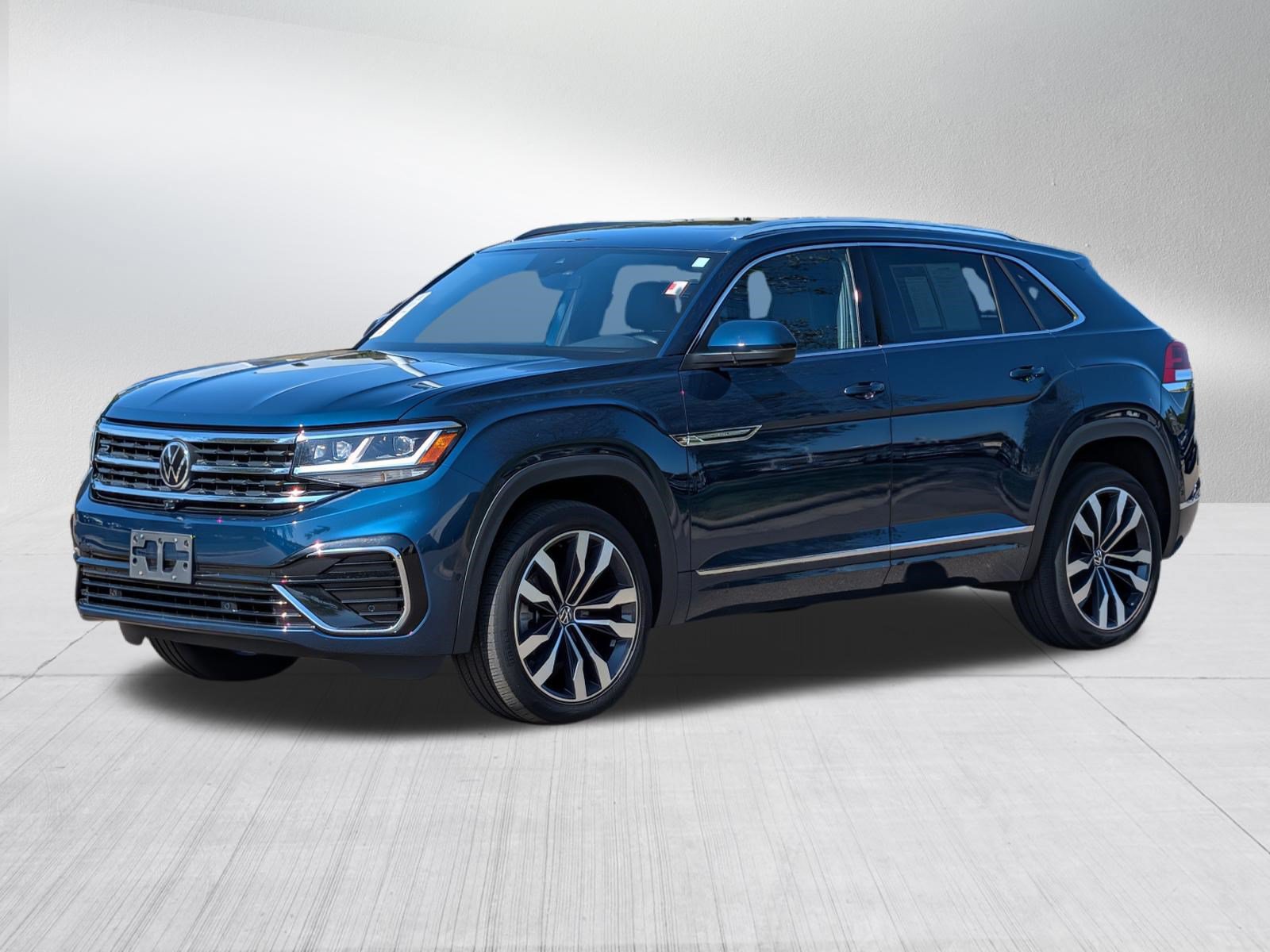 Certified 2023 Volkswagen Atlas Cross Sport SEL Premium R-Line AWD/4WD image 3