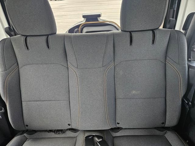 Used 2025 Jeep Wrangler Sport AWD/4WD image 25