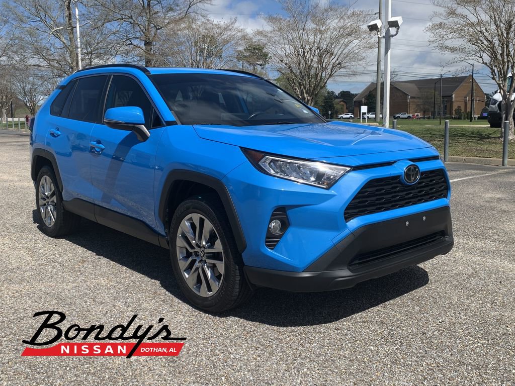 Used 2021 Toyota RAV4 XLE Premium image 1