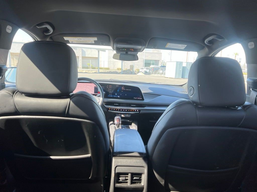 Certified 2025 Cadillac XT4 Premium Luxury FWD image 8