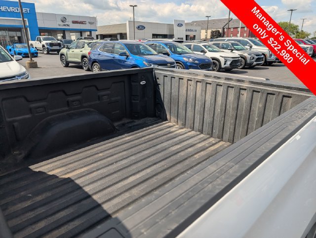 Used 2022 Chevrolet Silverado 1500 W/T w/ WT Value Package AWD/4WD image 10
