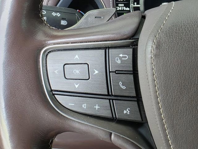 Used 2020 Lexus LS 500 w/ Interior Upgrade Package RWD image 27