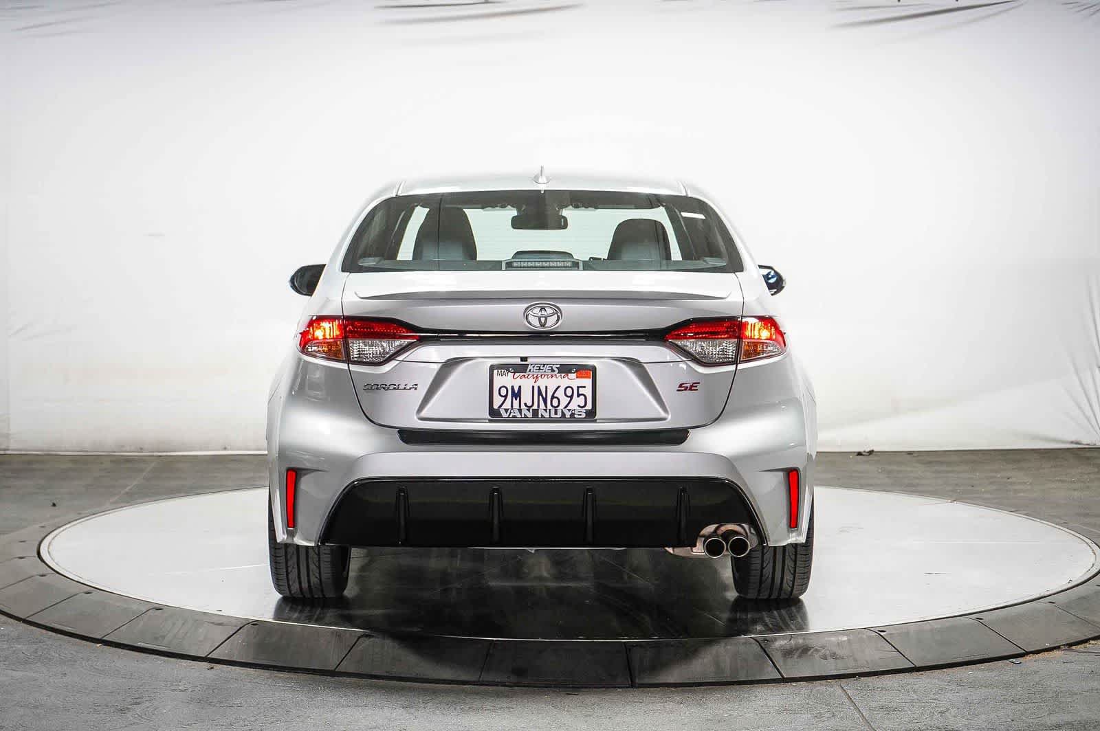 Certified 2024 Toyota Corolla SE FWD image 5