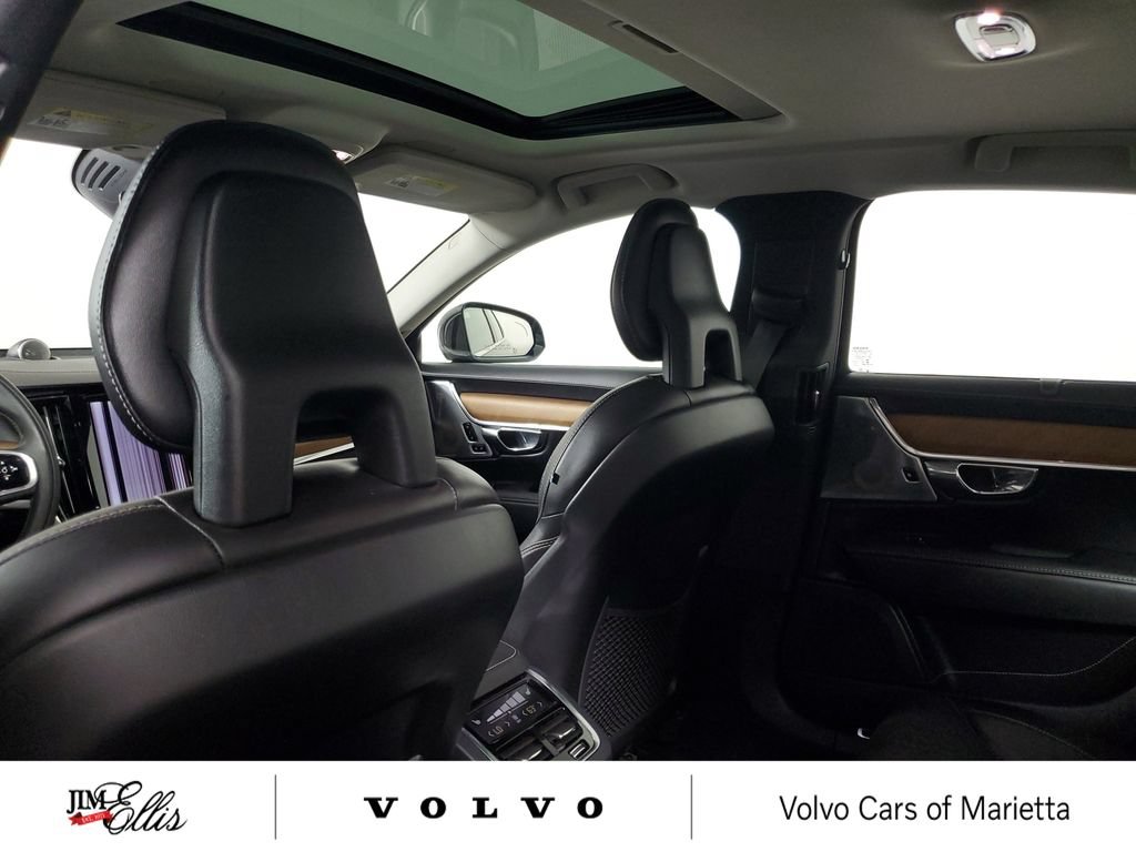 Used 2017 Volvo S90 T6 Inscription w/ Vision Package AWD/4WD image 16