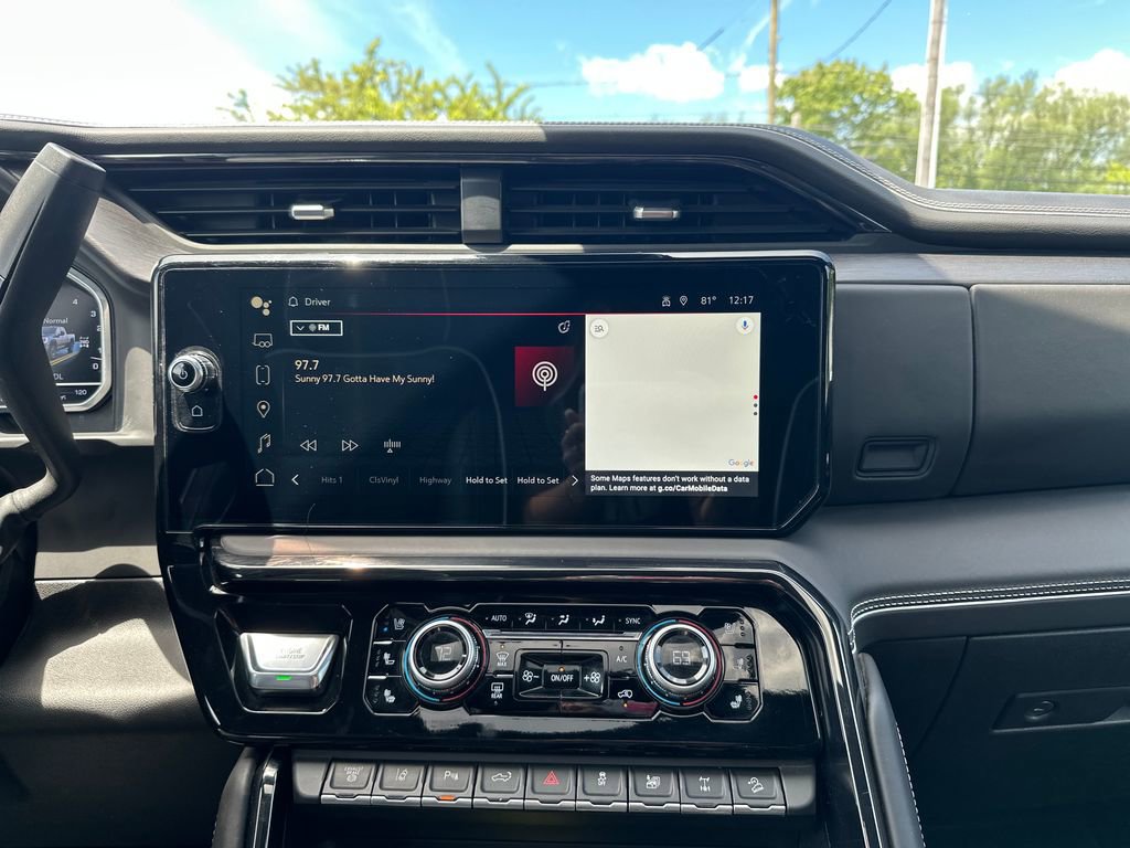 Used 2024 GMC Sierra 2500 AT4X AWD/4WD image 16