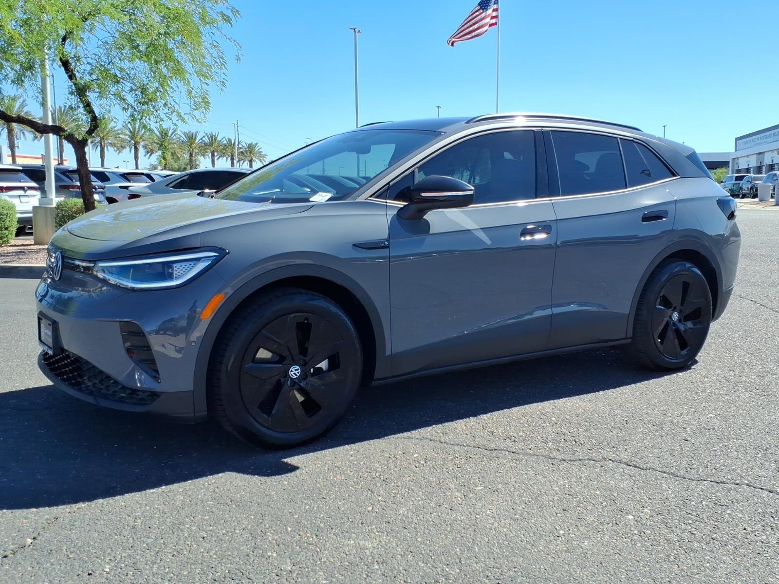 Certified 2025 Volkswagen ID.4 Pro S w/ ID.4 Black Package image 2