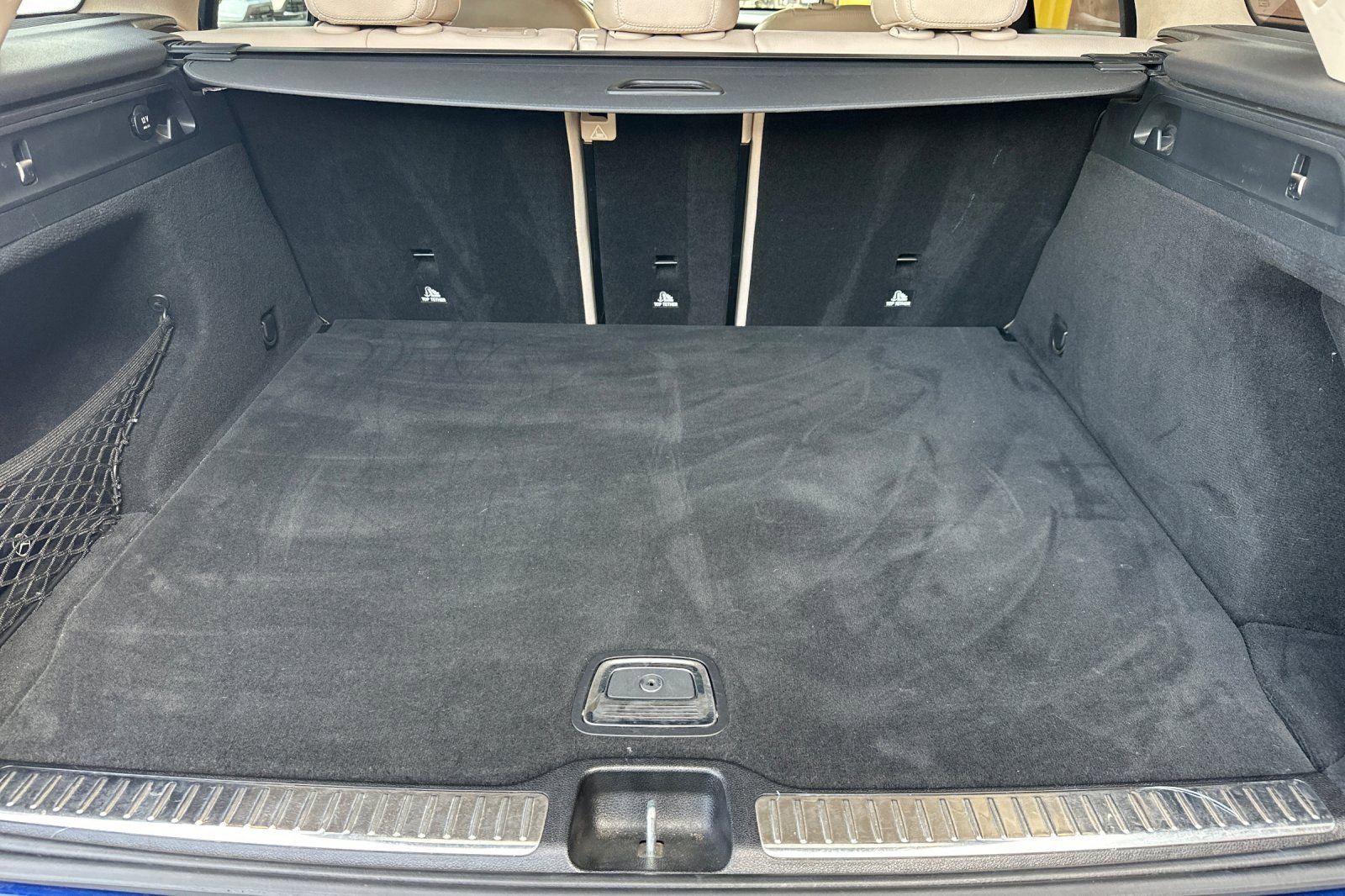 Used 2019 Mercedes-Benz GLC 300 4MATIC image 17