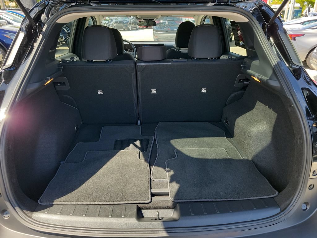 Certified 2026 Nissan Kicks SV w/ Charging Package FWD image 13