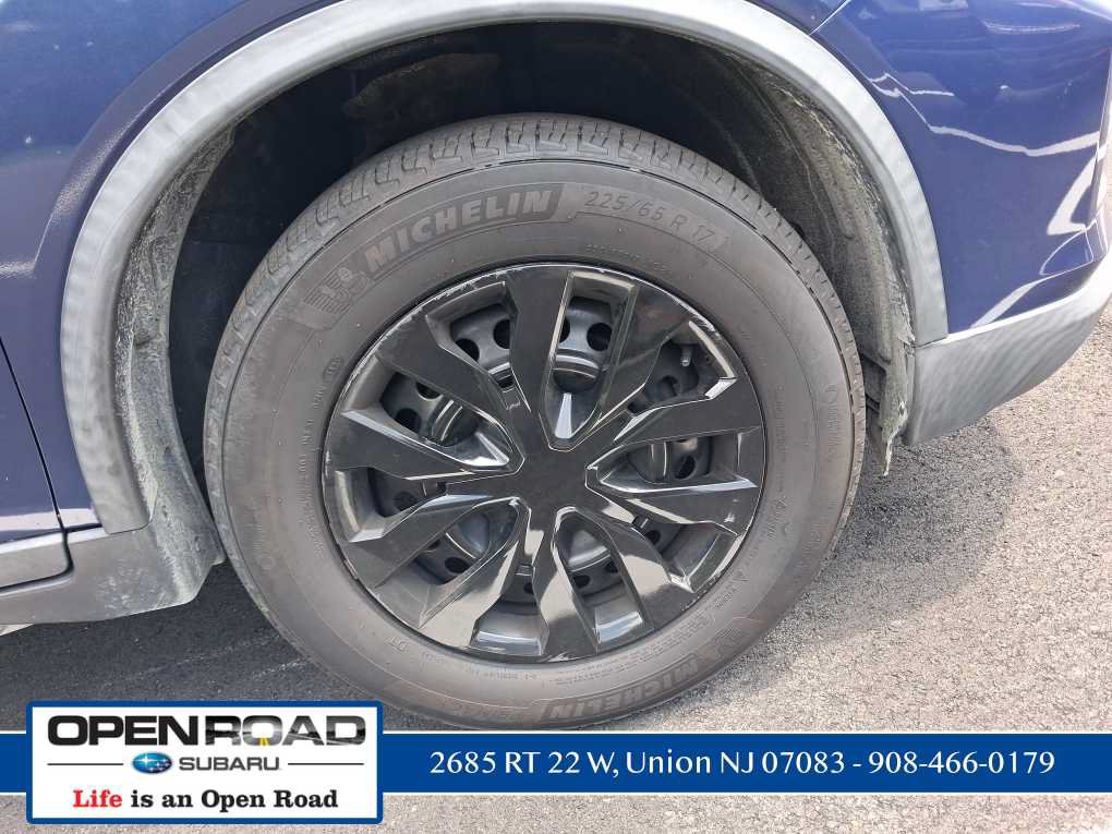 Used 2017 Nissan Rogue S w/ Appearance Package AWD/4WD image 37