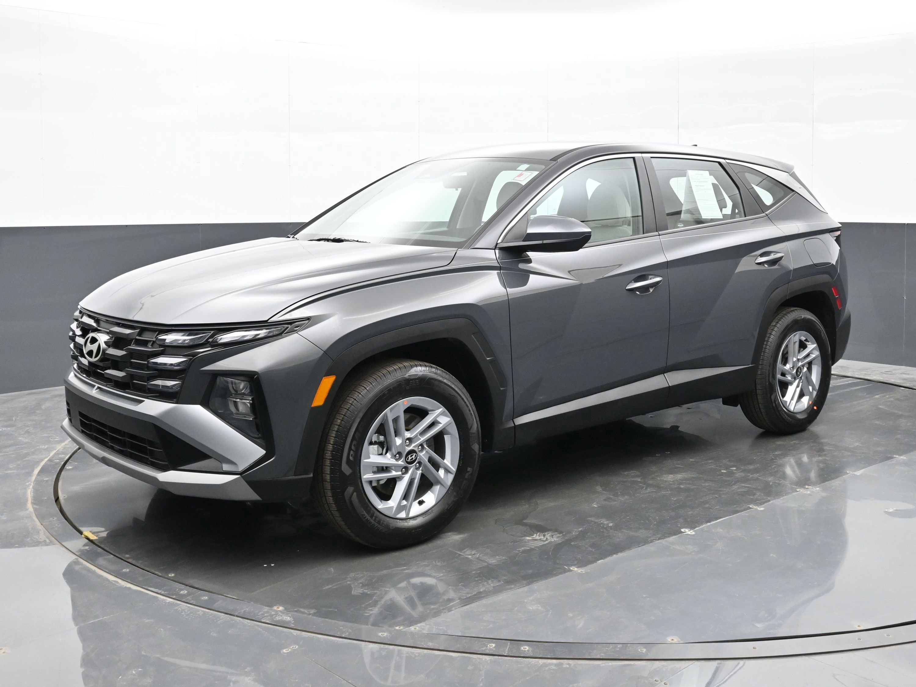 Certified 2026 Hyundai Tucson SE AWD/4WD image 8