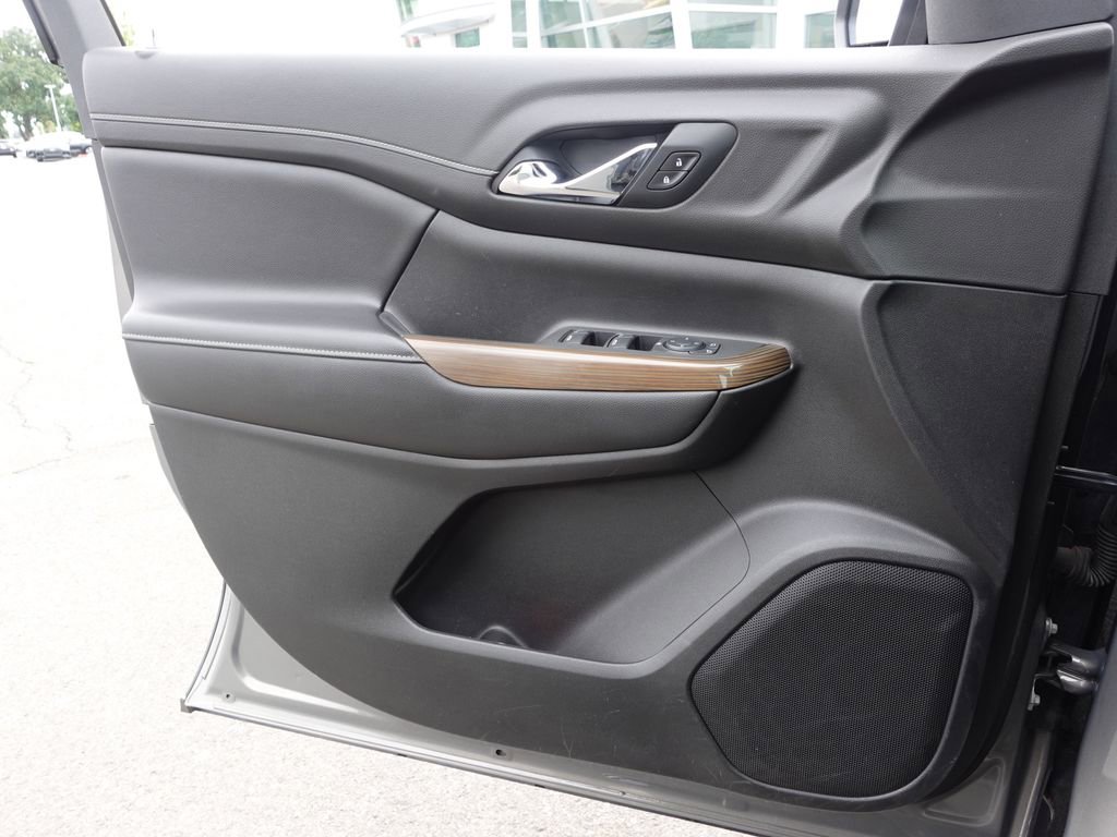 Used 2019 GMC Acadia SLE FWD image 21