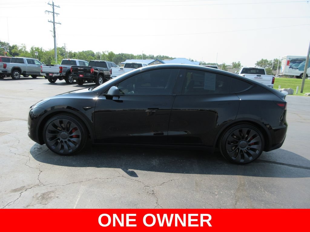 Used 2024 Tesla Model Y Performance AWD/4WD image 9