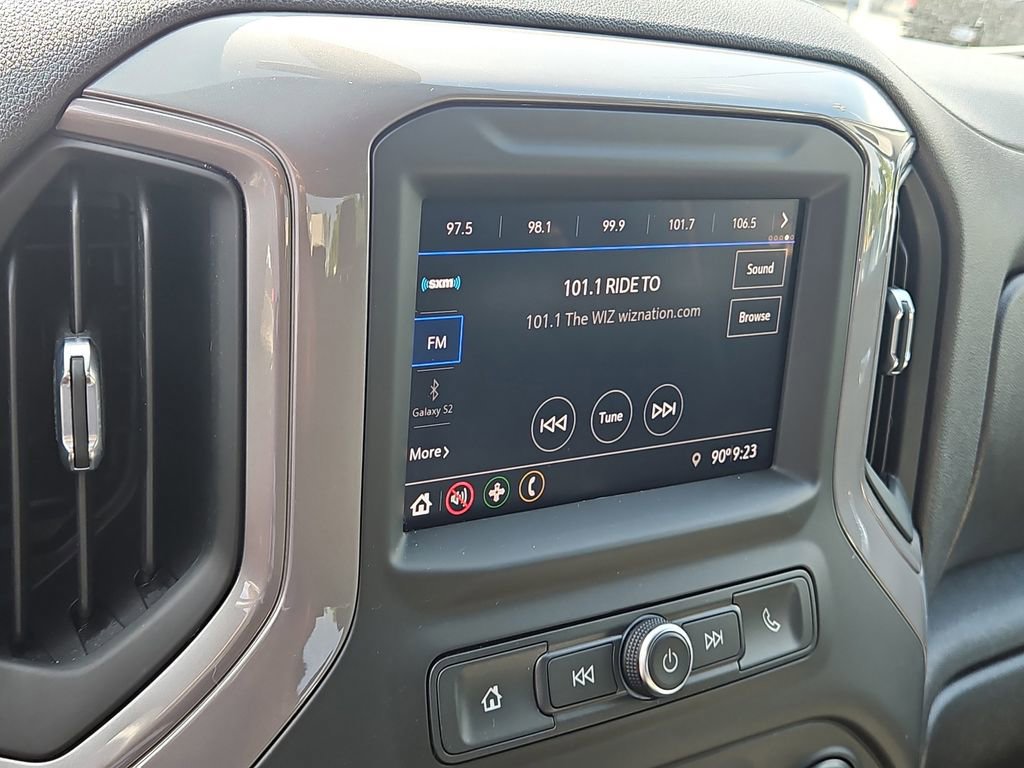 Used 2021 Chevrolet Silverado 1500 Custom w/ Safety Confidence Package AWD/4WD image 29