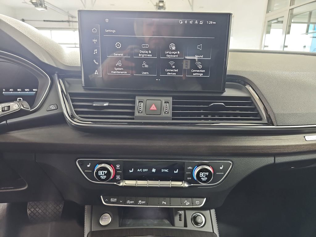 Used 2023 Audi Q5 2.0T Premium Plus w/ Premium Plus Package AWD/4WD image 26