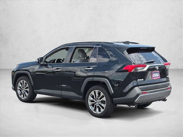 Used 2020 Toyota RAV4 Limited FWD image 8