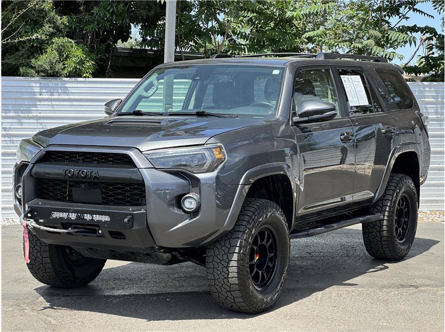 Used 2022 Toyota 4Runner TRD Off-Road Premium AWD/4WD image 6