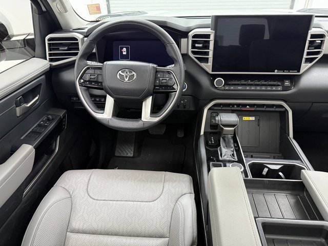 Used 2022 Toyota Tundra Limited image 30