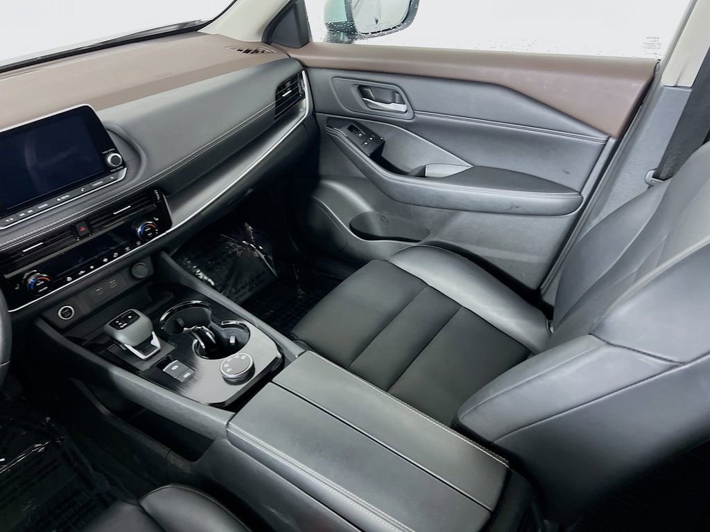 Used 2023 Nissan Rogue SV w/ SV Premium Package AWD/4WD image 23