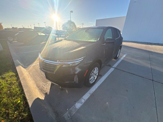 Used 2022 Chevrolet Equinox LT AWD/4WD image 3