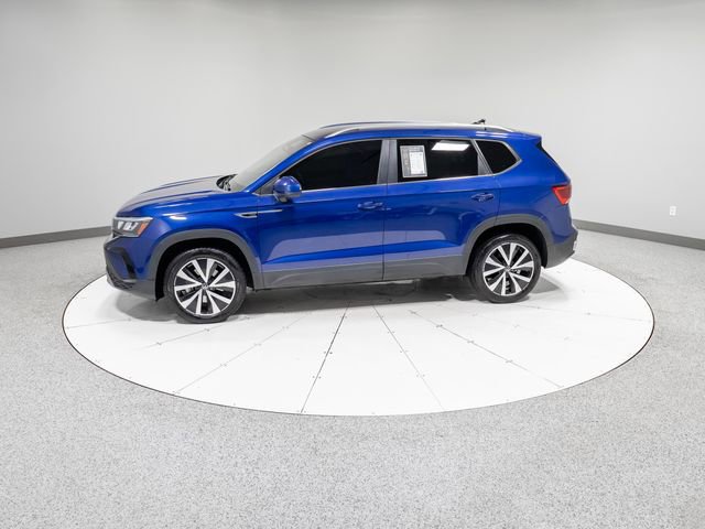 Used 2022 Volkswagen Taos SE image 34