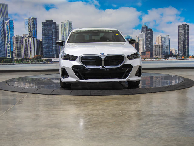 Used 2024 BMW i5 M60 w/ Premium Package AWD/4WD image 3