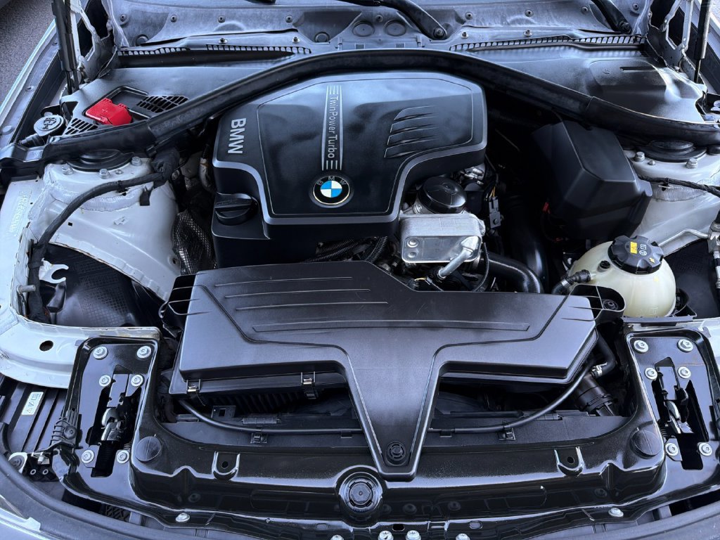 Used 2015 BMW 328i Sedan RWD image 28