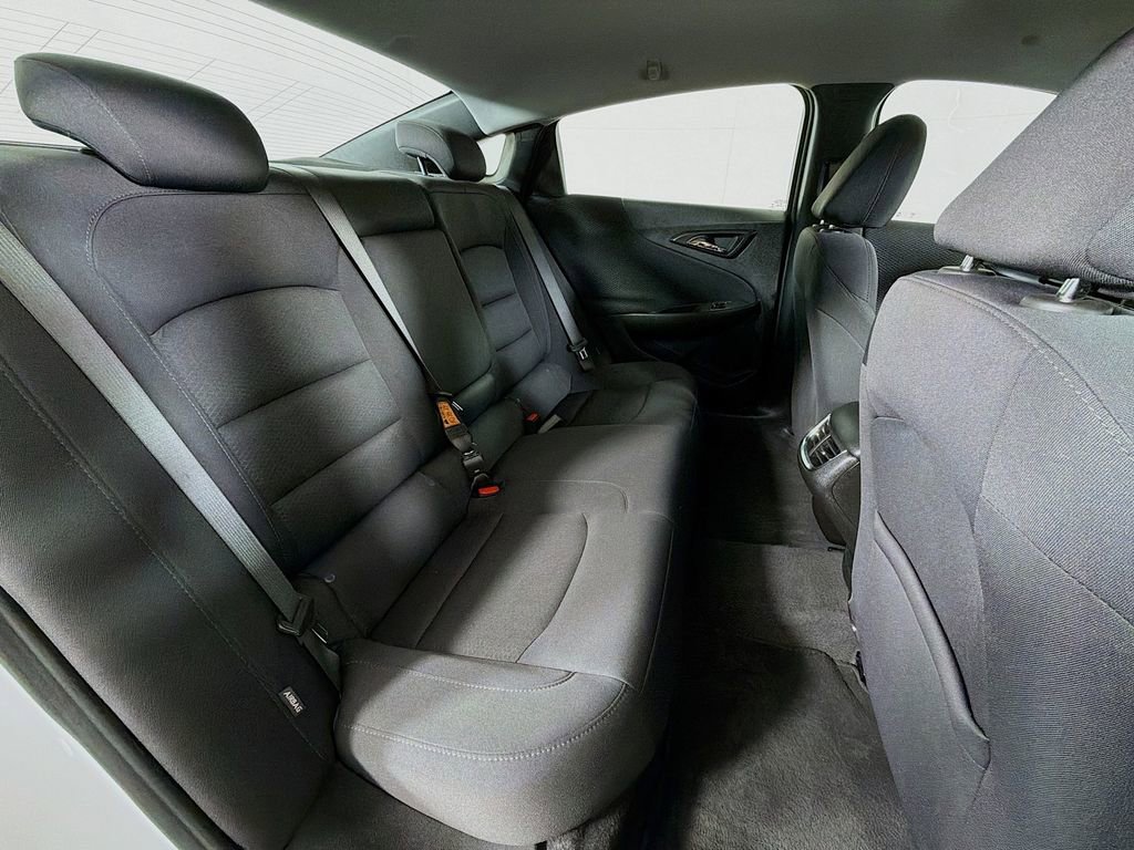 Used 2024 Chevrolet Malibu LT w/ Sport Edition image 23