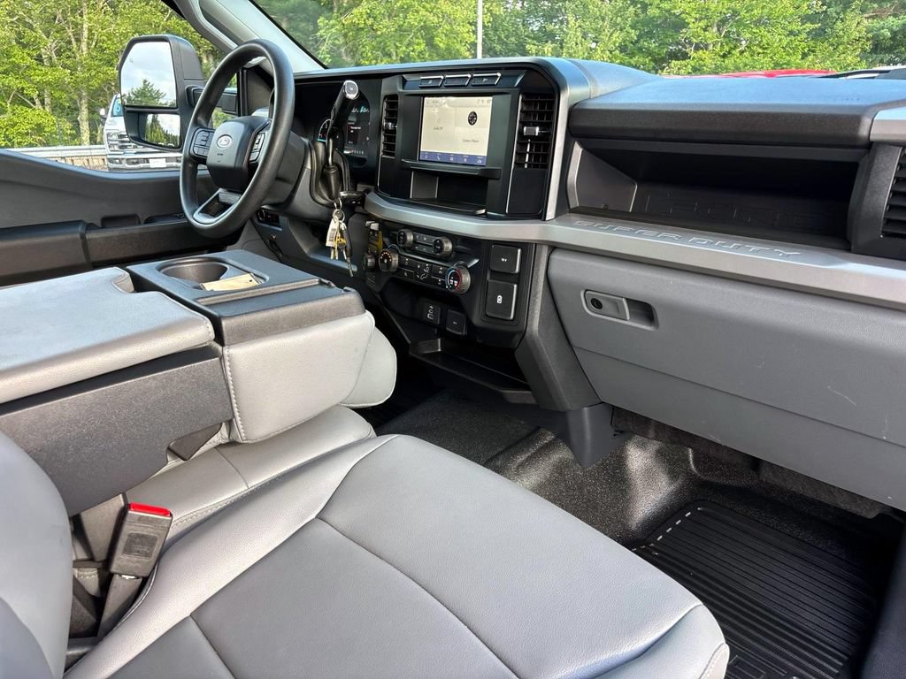 Used 2024 Ford F550 4x4 Regular Cab Super Duty w/ Snow Plow Prep Package image 17