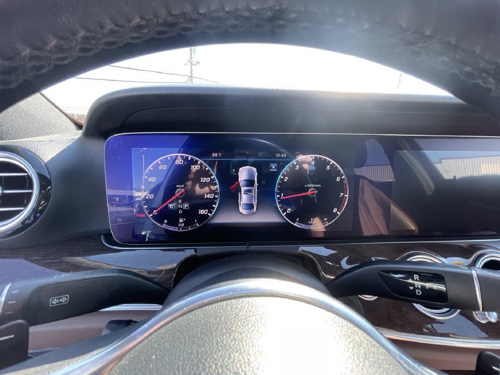 Used 2020 Mercedes-Benz E 350 Sedan image 11