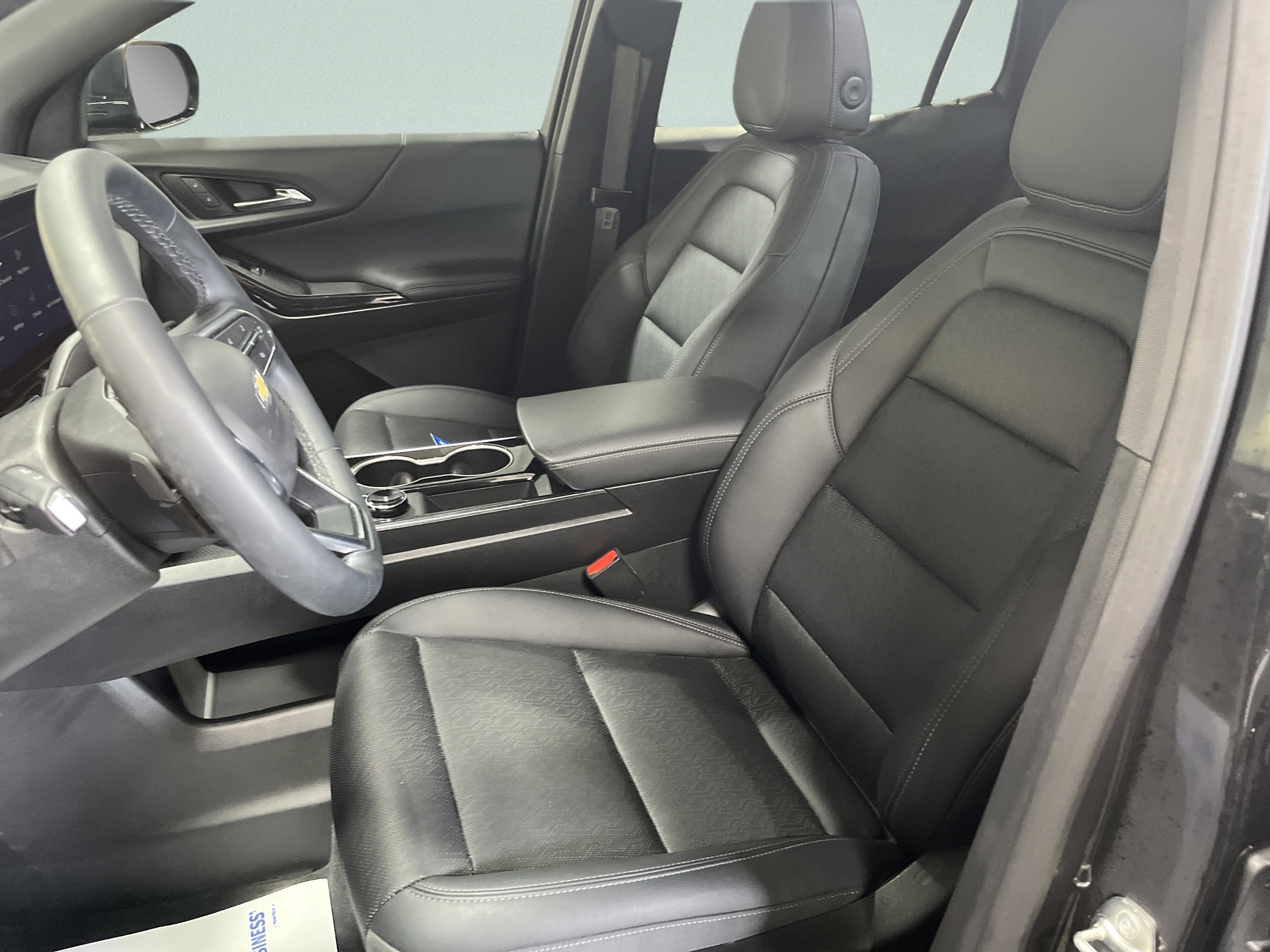 Used 2026 Chevrolet Equinox LT w/ Convenience Package II AWD/4WD image 13